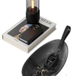 Decorative set with keys